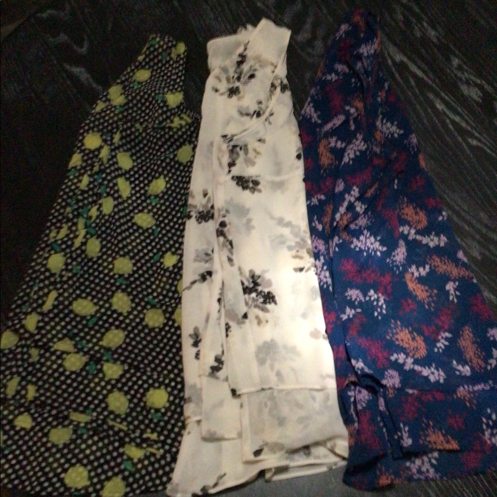 Sleeveless blouses